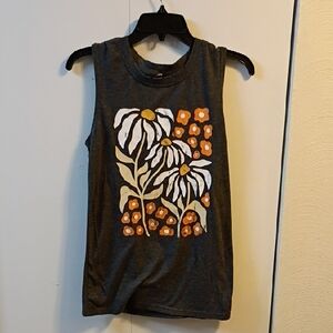 Floral Graphic Sleeveless Top